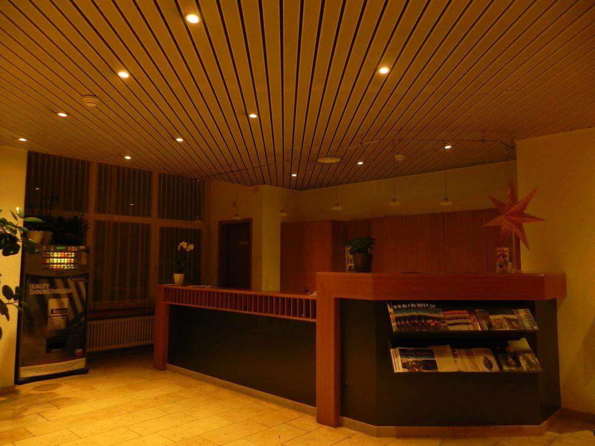 Zys Hotel Wettingen Buitenkant foto