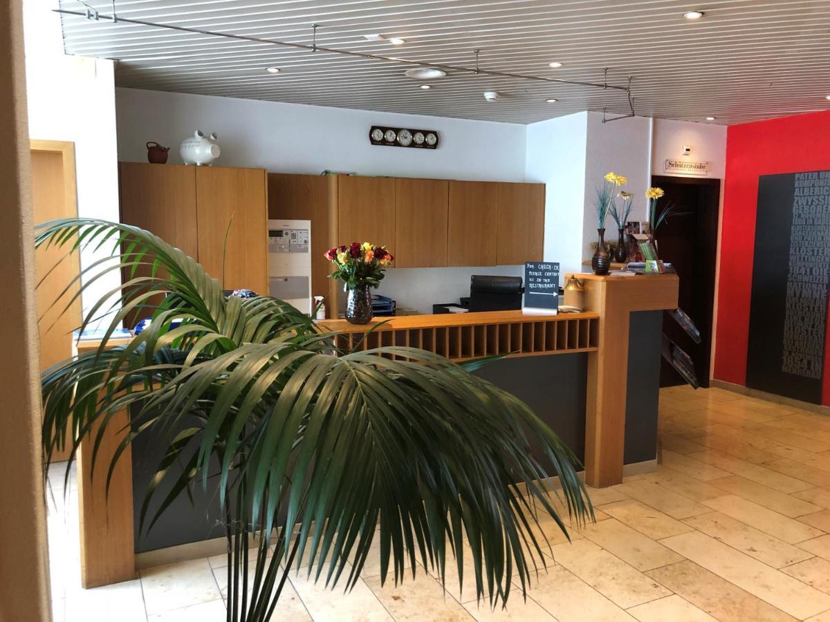 Zys Hotel Wettingen Buitenkant foto
